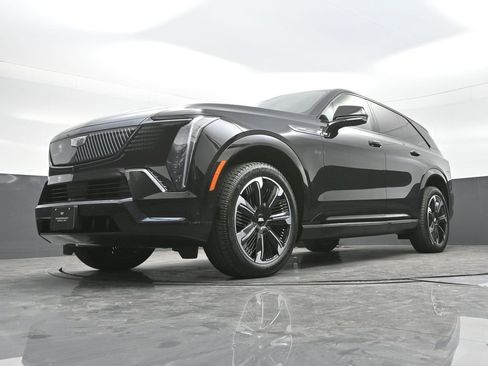 New 2026 Cadillac Escalade IQ Sport 2 w/ LPO, Floor Liner Package image 10