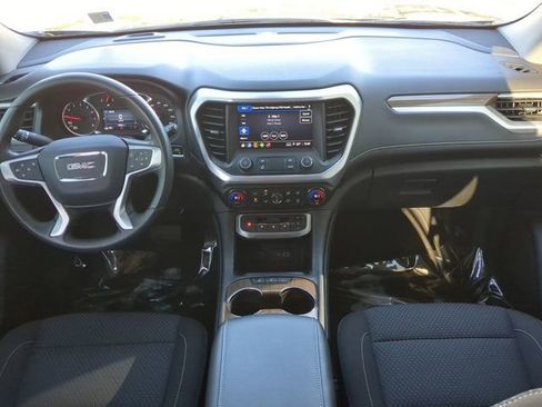 Used 2023 GMC Acadia SLE w/ Driver Convenience Package image 15