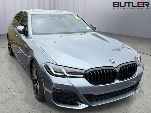 Used 2021 BMW 530i w/ M Sport Package RWD image 5