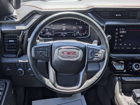 Used 2024 GMC Sierra 1500 AT4 w/ Technology Package AWD/4WD image 15