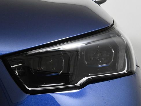 Used 2026 BMW 530i xDrive w/ Premium Package image 11