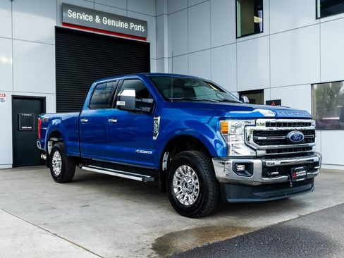 Used 2022 Ford F350 Lariat w/ Chrome Package image 29