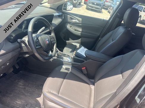 Used 2025 Buick Encore GX Sport Touring w/ Comfort Package AWD/4WD image 12