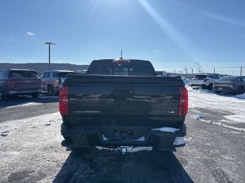 Used 2022 Chevrolet Colorado Z71 image 4