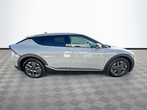 New 2026 Kia EV6 Light RWD image 8