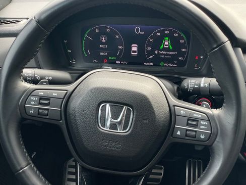 Used 2025 Honda Accord Sport image 12