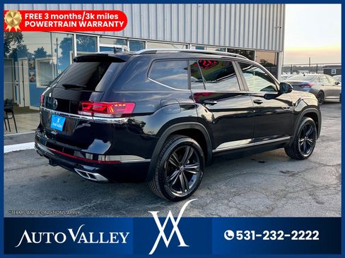 Used 2022 Volkswagen Atlas SEL R-Line AWD/4WD image 7