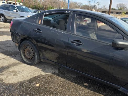 Used 2009 Mitsubishi Galant ES image 6