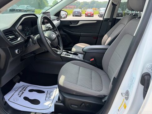 Used 2022 Ford Escape SE w/ Cold Weather Package AWD/4WD image 15