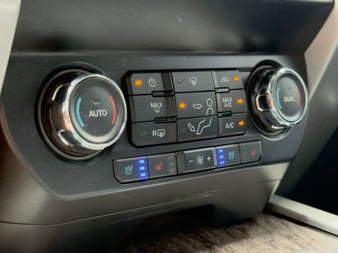 Used 2019 Ford F350 Lariat AWD/4WD image 22