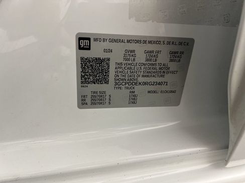 Certified 2024 Chevrolet Silverado 1500 LT AWD/4WD image 32