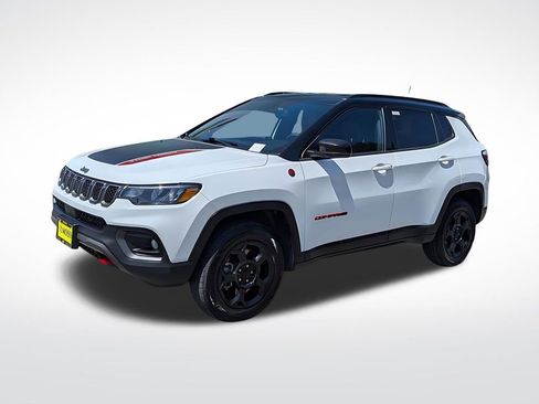 Certified 2024 Jeep Compass Trailhawk AWD/4WD image 1
