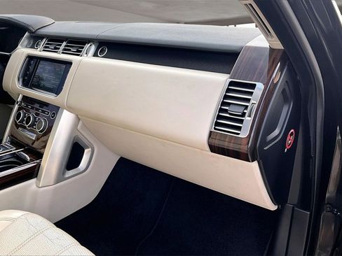 Used 2015 Land Rover Range Rover Long Wheelbase Supercharged image 16