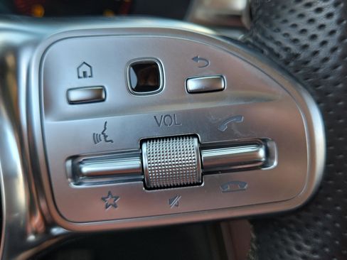 Certified 2022 Mercedes-Benz GLC 300 4MATIC image 25