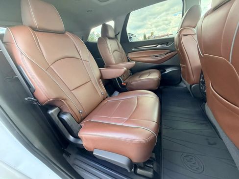 Used 2019 Buick Enclave Avenir w/ Avenir Technology Package AWD/4WD image 25