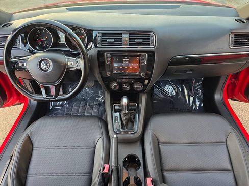 Used 2018 Volkswagen Jetta Sport FWD image 24