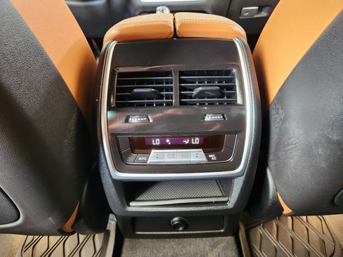 Used 2022 BMW X5 xDrive40i w/ Executive Package AWD/4WD image 33