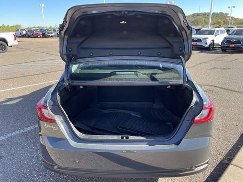 Certified 2025 Toyota Camry LE image 7