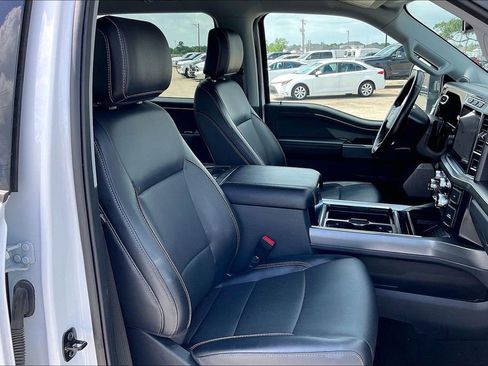 Used 2024 Ford F350 Lariat w/ Lariat Ultimate Package image 30