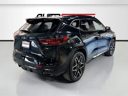 Used 2023 Chevrolet Blazer RS w/ Driver Confidence II Package image 7