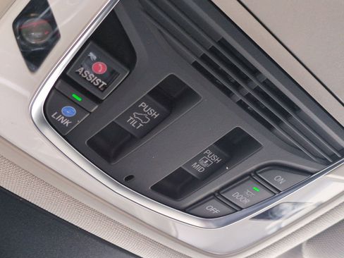 Used 2023 Acura MDX FWD w/ Technology Package image 28