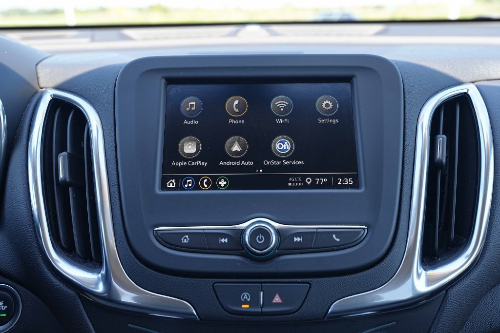 Used 2024 Chevrolet Equinox LT AWD/4WD image 32