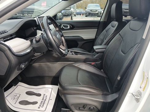 Certified 2022 Jeep Compass Limited w/ Elite Group image 15