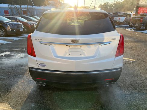 Used 2019 Cadillac XT5 AWD image 5