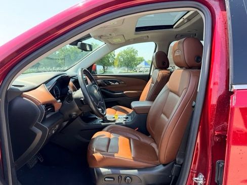 Certified 2021 Chevrolet Traverse High Country AWD/4WD image 7