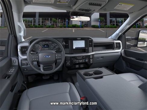New 2026 Ford F350 XL w/ XL Chrome Package image 9