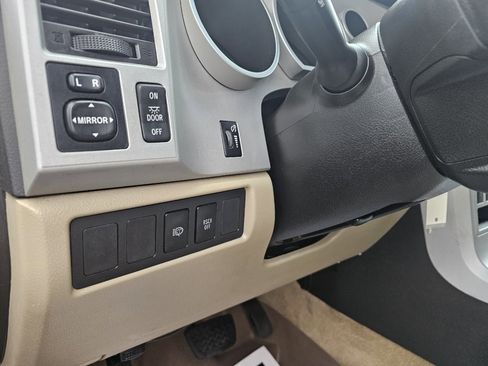 Used 2008 Toyota Sequoia SR5 AWD/4WD image 15