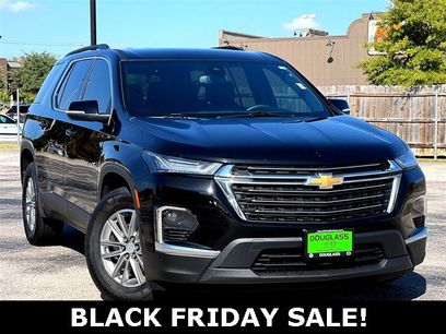 Used 2023 Chevrolet Traverse LT