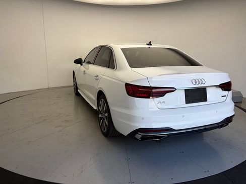 Used 2022 Audi A4 2.0T Premium w/ Convenience Package AWD/4WD image 2