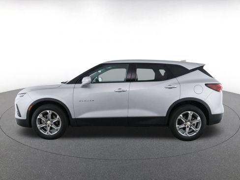 Used 2026 Chevrolet Blazer LT FWD image 4