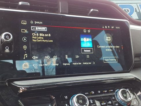 Used 2024 GMC Sierra 1500 AT4 w/ Technology Package image 16