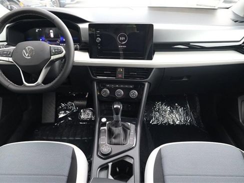 New 2025 Volkswagen Taos S image 22