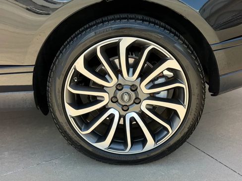 Used 2019 Land Rover Range Rover Long Wheelbase Supercharged AWD/4WD image 13