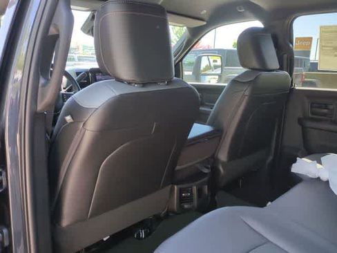 New 2026 RAM 3500 Tradesman AWD/4WD image 19