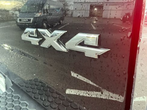 Used 2015 RAM 1500 Limited image 18