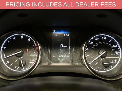 Used 2023 Toyota Camry SE FWD image 15