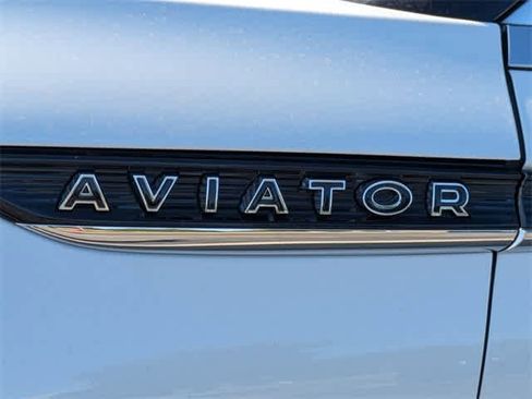 Used 2024 Lincoln Aviator Black Label w/ Dynamic Handling Package image 12
