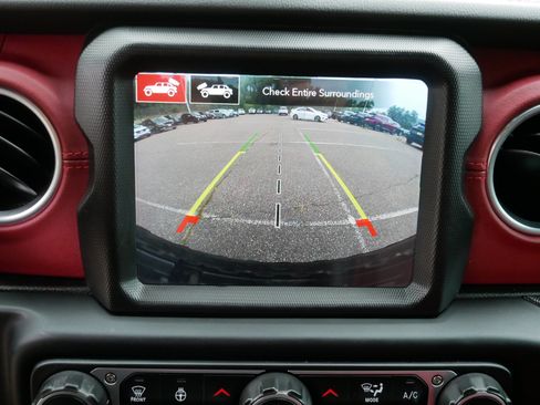 Used 2023 Jeep Wrangler Unlimited Rubicon 4xe AWD/4WD image 27