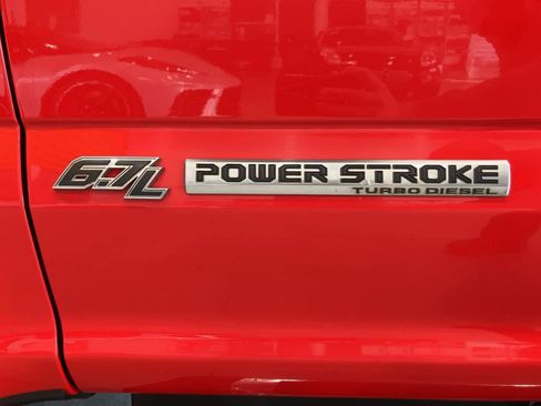 Used 2022 Ford F250 Lariat image 10