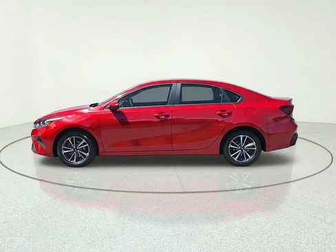 Certified 2024 Kia Forte LXS FWD image 3
