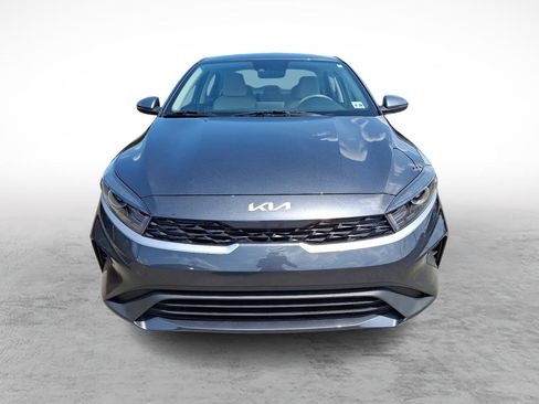 Used 2023 Kia Forte LXS w/ LXS Technology Package FWD image 8