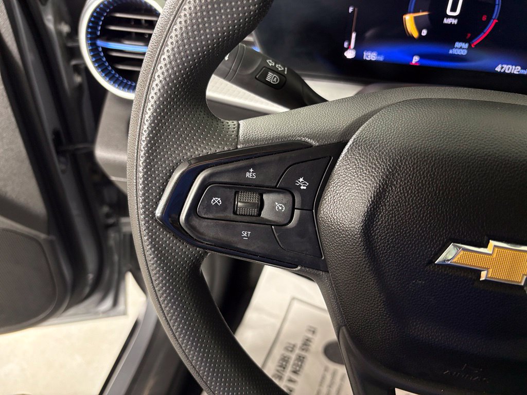 Used 2024 Chevrolet Trax LT FWD image 23
