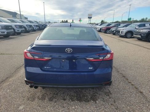 Used 2025 Toyota Camry SE image 23