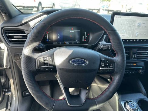 Used 2023 Ford Escape ST-Line w/ Tech Pack #1 FWD image 17