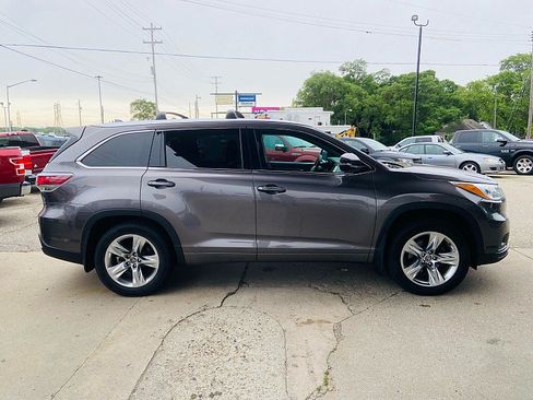 Used 2016 Toyota Highlander Limited AWD/4WD image 5