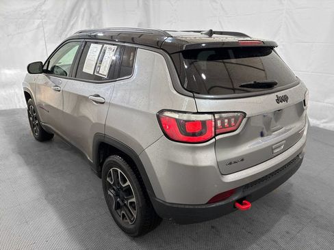 Used 2019 Jeep Compass Trailhawk AWD/4WD image 4